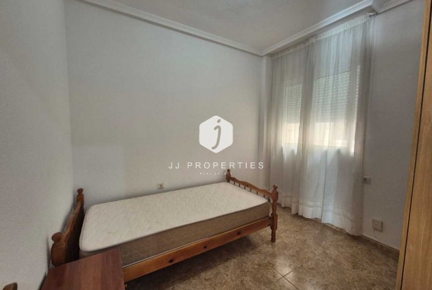 Tweedehands - Appartement / flat -
Torrevieja - Costa Blanca