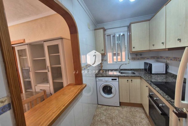 Tweedehands - Appartement / flat -
Torrevieja - Costa Blanca