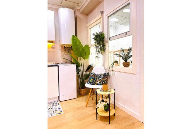 Tweedehands - Appartement / flat -
Torrevieja - Costa Blanca