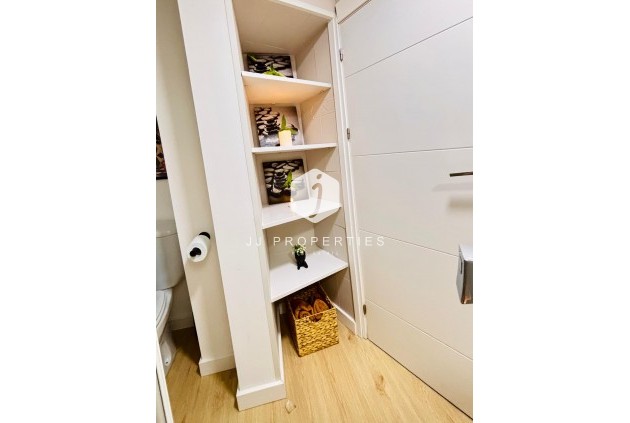 Tweedehands - Appartement / flat -
Torrevieja - Costa Blanca