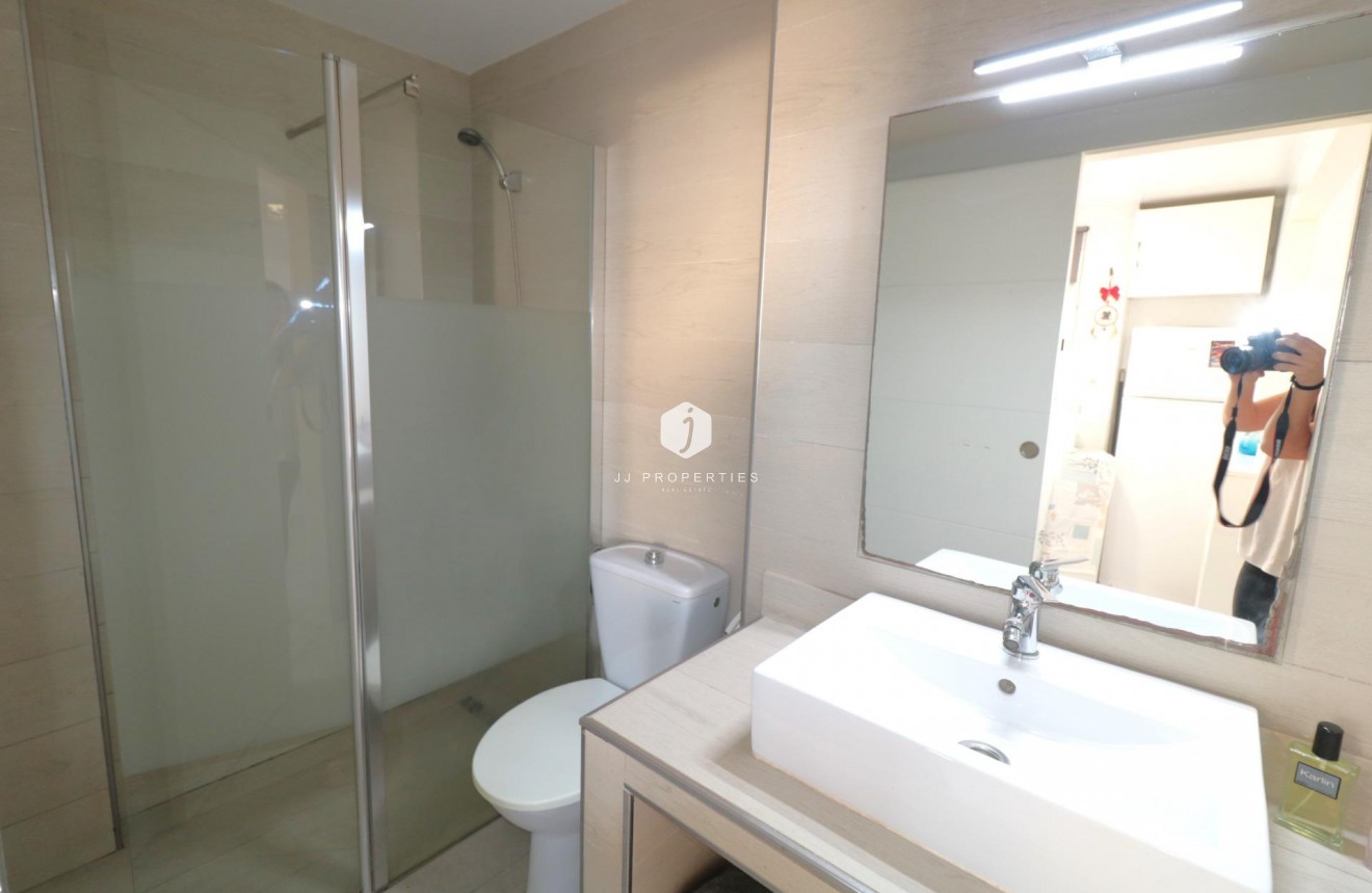Tweedehands - Appartement / flat -
Torrevieja - Playa de los Naufragos