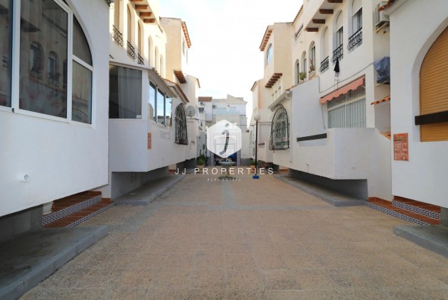 Tweedehands - Appartement / flat -
Torrevieja - Playa de los Naufragos