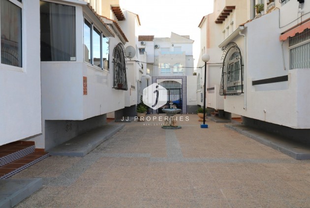 Tweedehands - Appartement / flat -
Torrevieja - Playa de los Naufragos