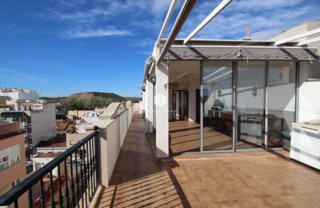 Tweedehands - Penthouse -
Guardamar del Segura - Pueblo