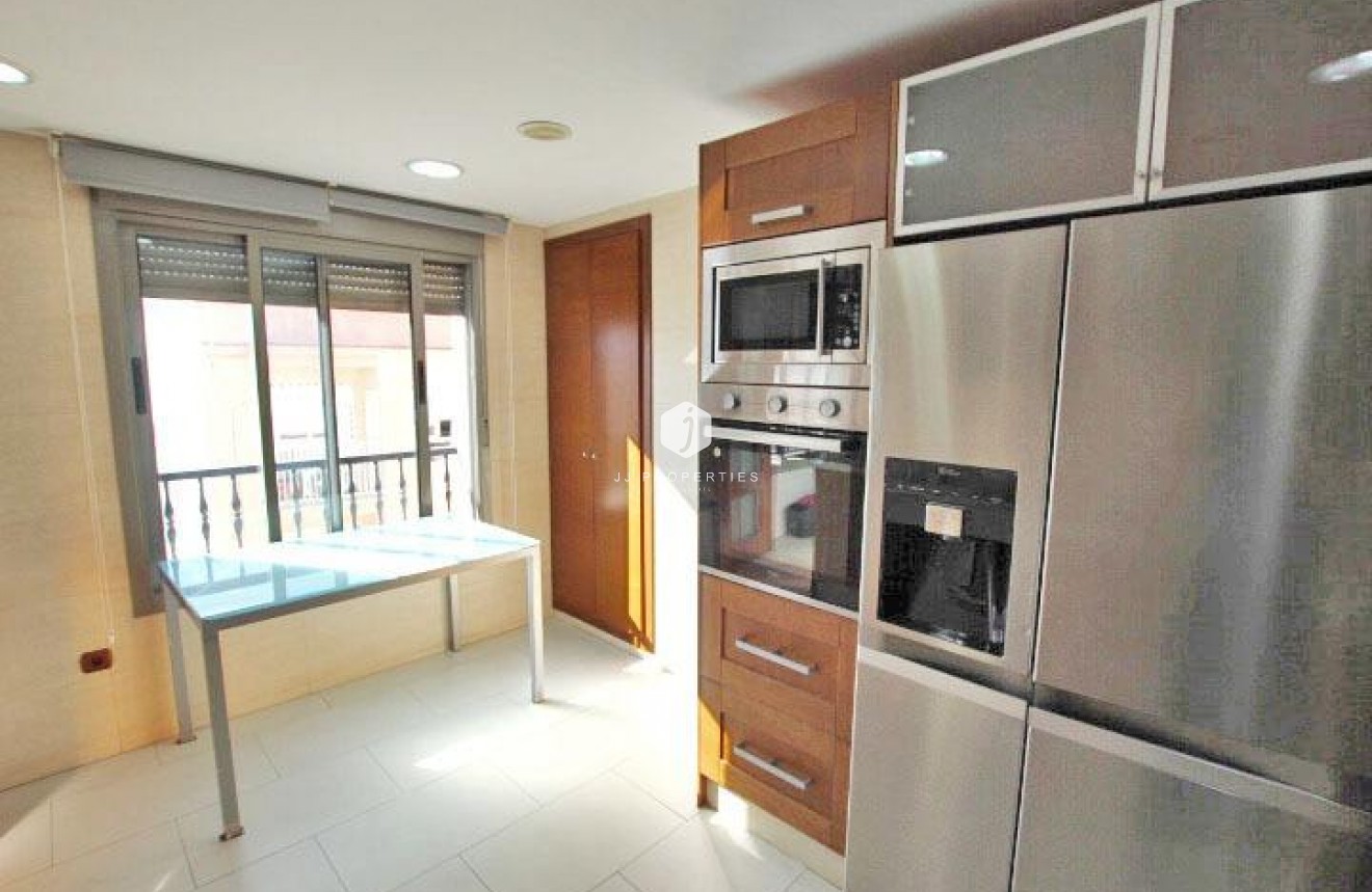 Tweedehands - Penthouse -
Guardamar del Segura - Pueblo