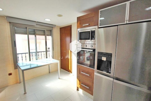 Tweedehands - Penthouse -
Guardamar del Segura - Pueblo