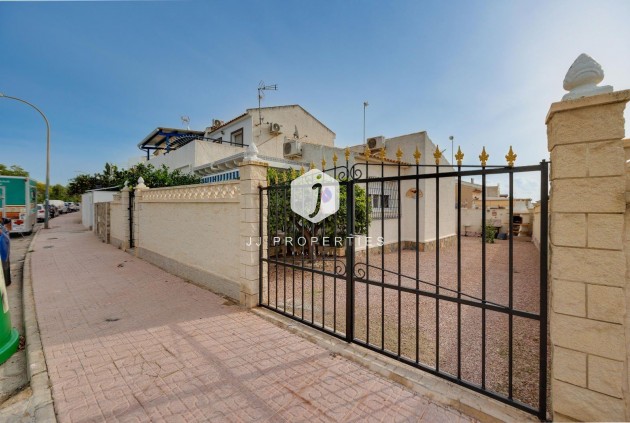 Tweedehands - Villa -
Orihuela Costa - La Florida