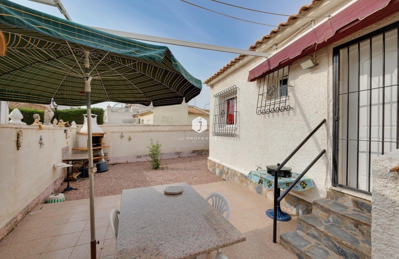 Tweedehands - Villa -
Orihuela Costa - La Florida