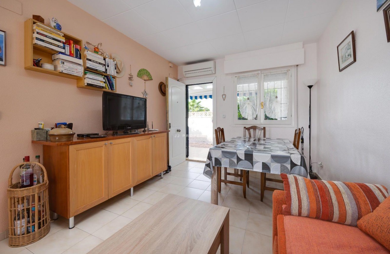 Tweedehands - Villa -
Orihuela Costa - La Florida