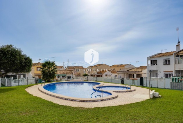 Tweedehands - Villa -
Orihuela Costa - La Florida