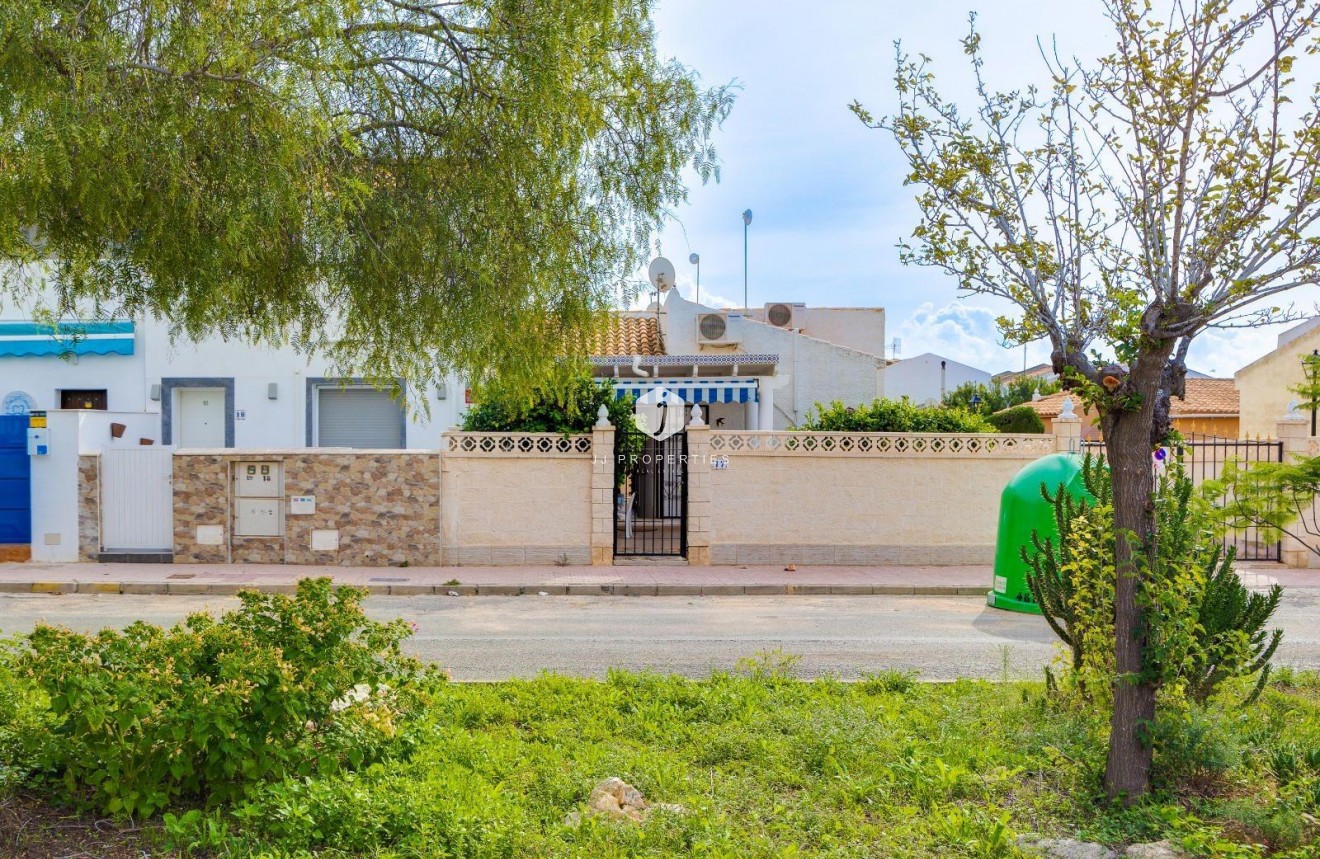 Tweedehands - Villa -
Orihuela Costa - La Florida