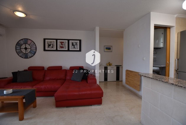 Z drugiej ręki - Mieszkanie w bloku -
Algorfa - Inland