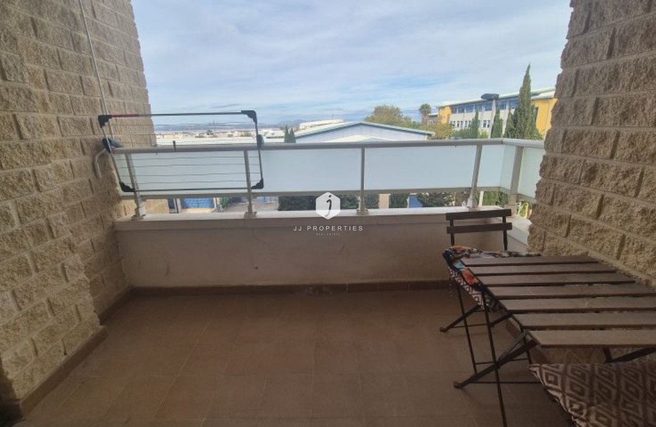 Tweedehands - Appartement / flat -
Torrevieja - Costa Blanca