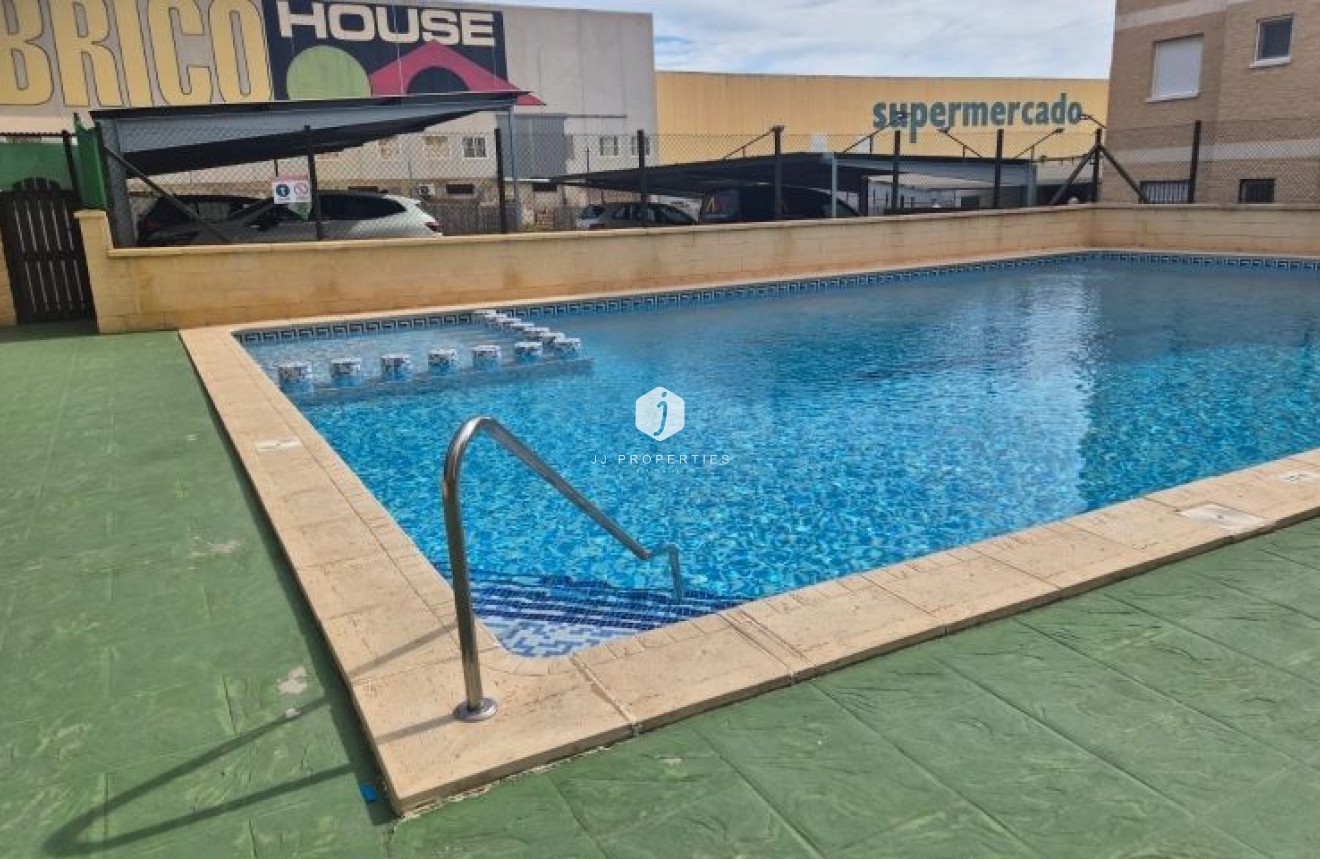 Tweedehands - Appartement / flat -
Torrevieja - Costa Blanca