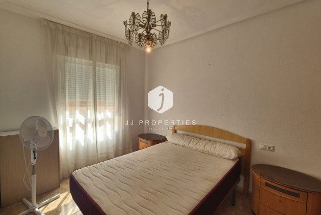 Tweedehands - Appartement / flat -
Torrevieja - Costa Blanca