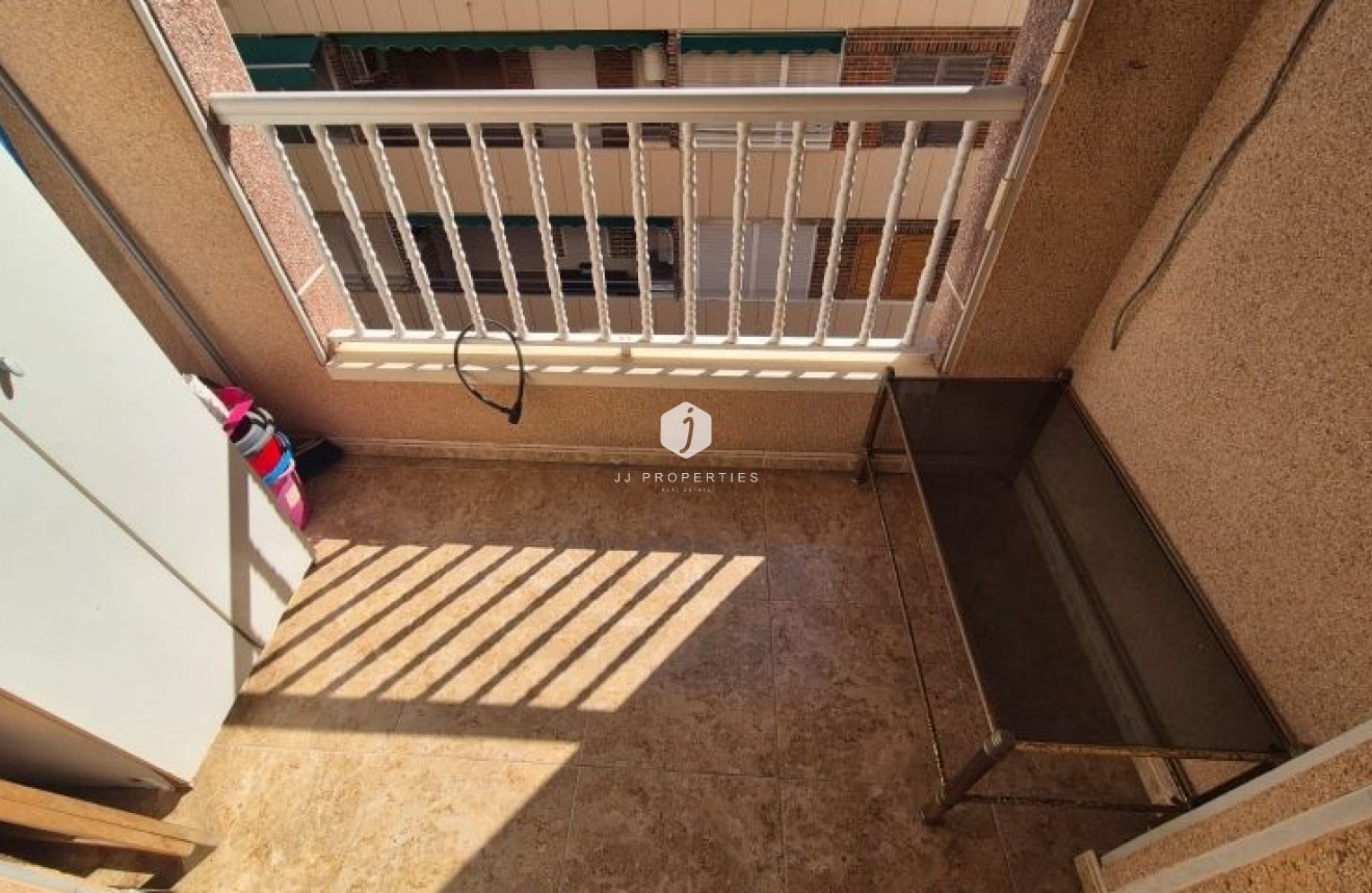 Tweedehands - Appartement / flat -
Torrevieja - Costa Blanca