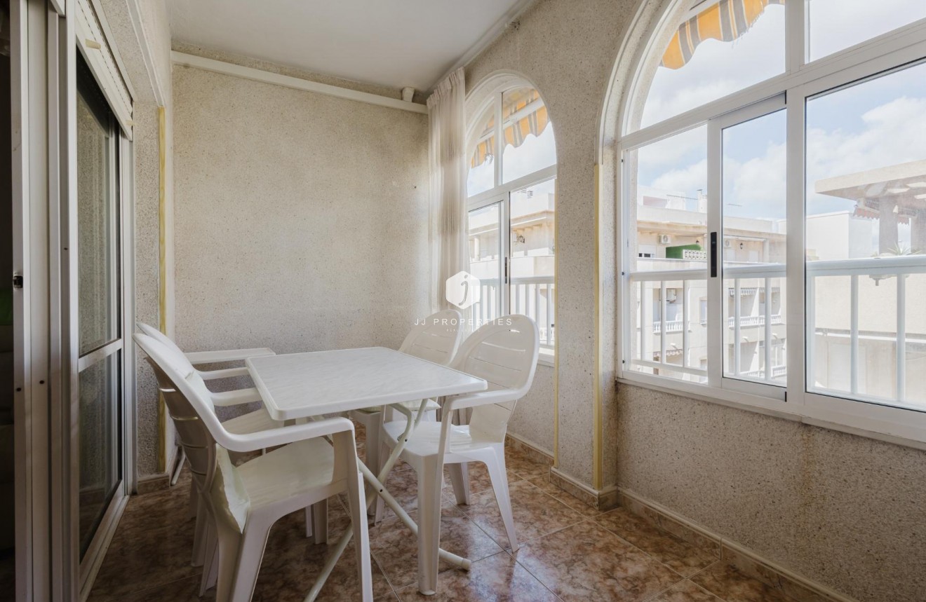 D'occasion - Appartement -
Torrevieja - Costa Blanca