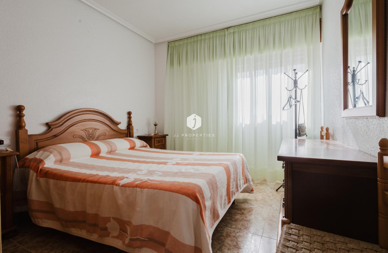 D'occasion - Appartement -
Torrevieja - Costa Blanca