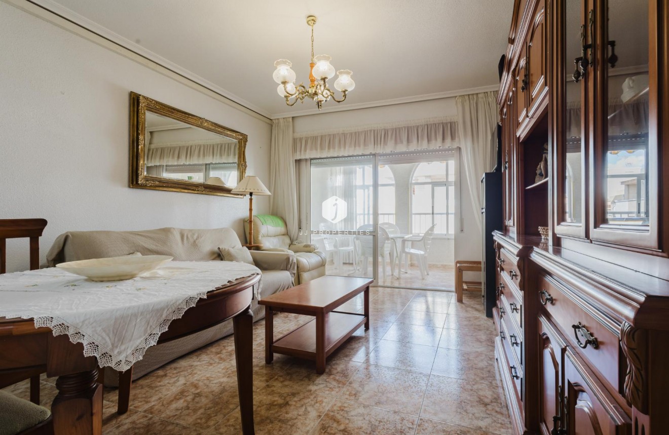 D'occasion - Appartement -
Torrevieja - Costa Blanca