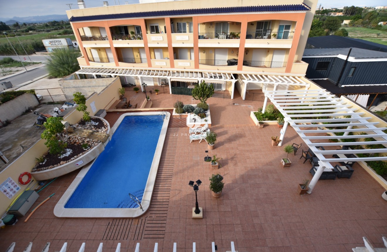 Tweedehands - Appartement / flat -
Algorfa - Inland