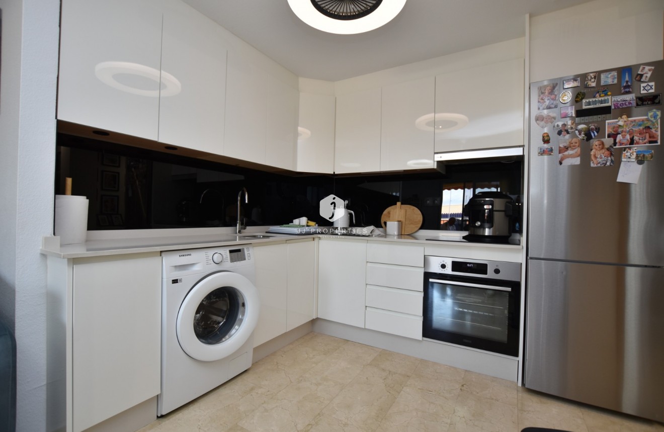 Tweedehands - Appartement / flat -
Algorfa - Inland