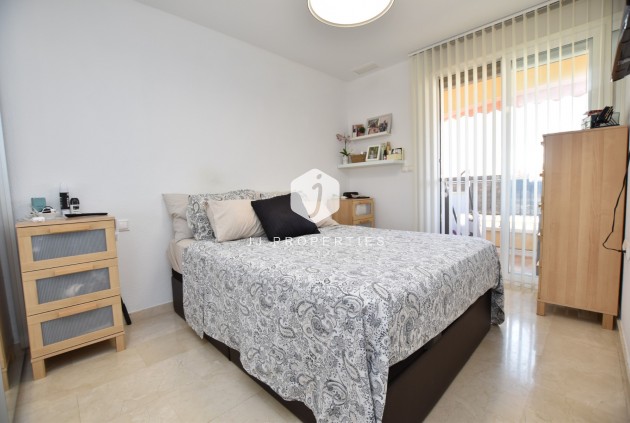 Tweedehands - Appartement / flat -
Algorfa - Inland