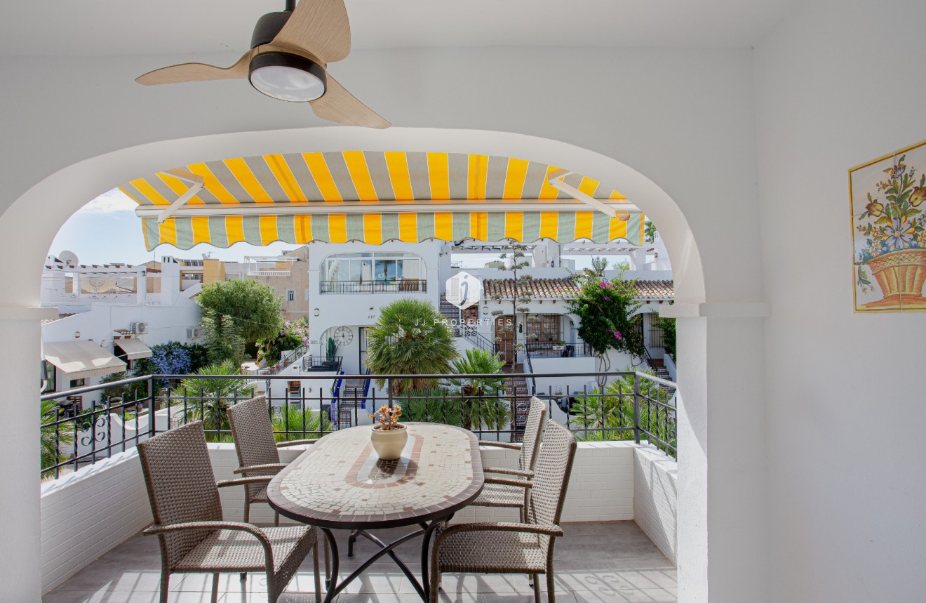 Tweedehands - Villa -
Orihuela Costa - Costa Blanca