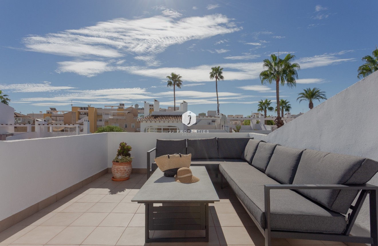 Tweedehands - Villa -
Orihuela Costa - Costa Blanca