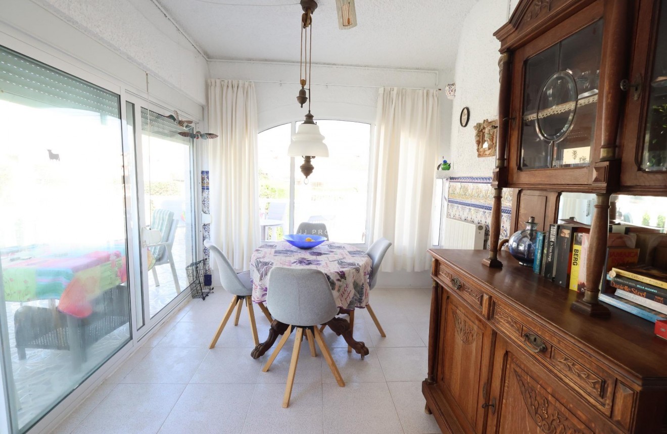 Tweedehands - Chalet -
Torrevieja - Costa Blanca