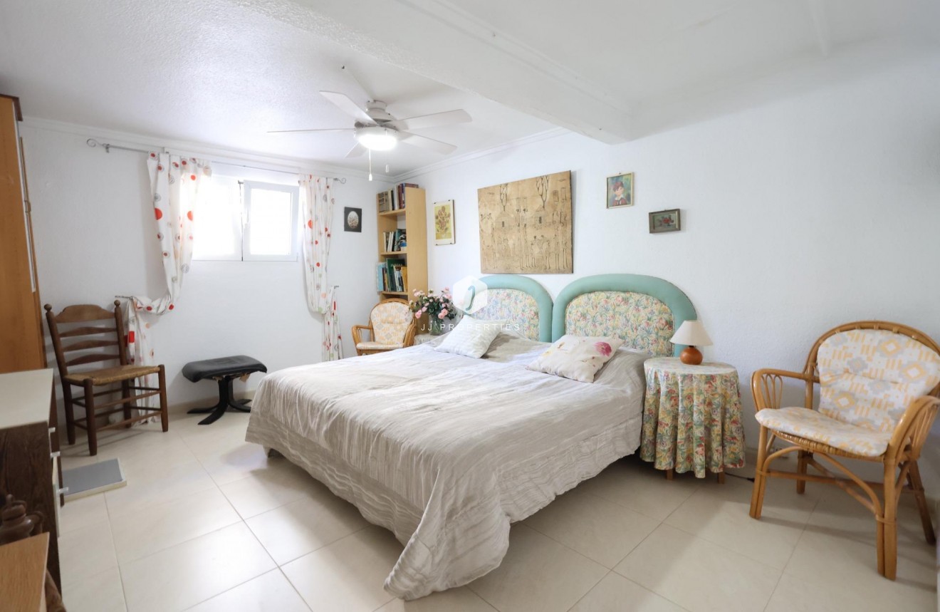 Tweedehands - Chalet -
Torrevieja - Costa Blanca