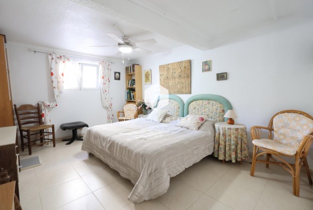 Tweedehands - Chalet -
Torrevieja - Costa Blanca