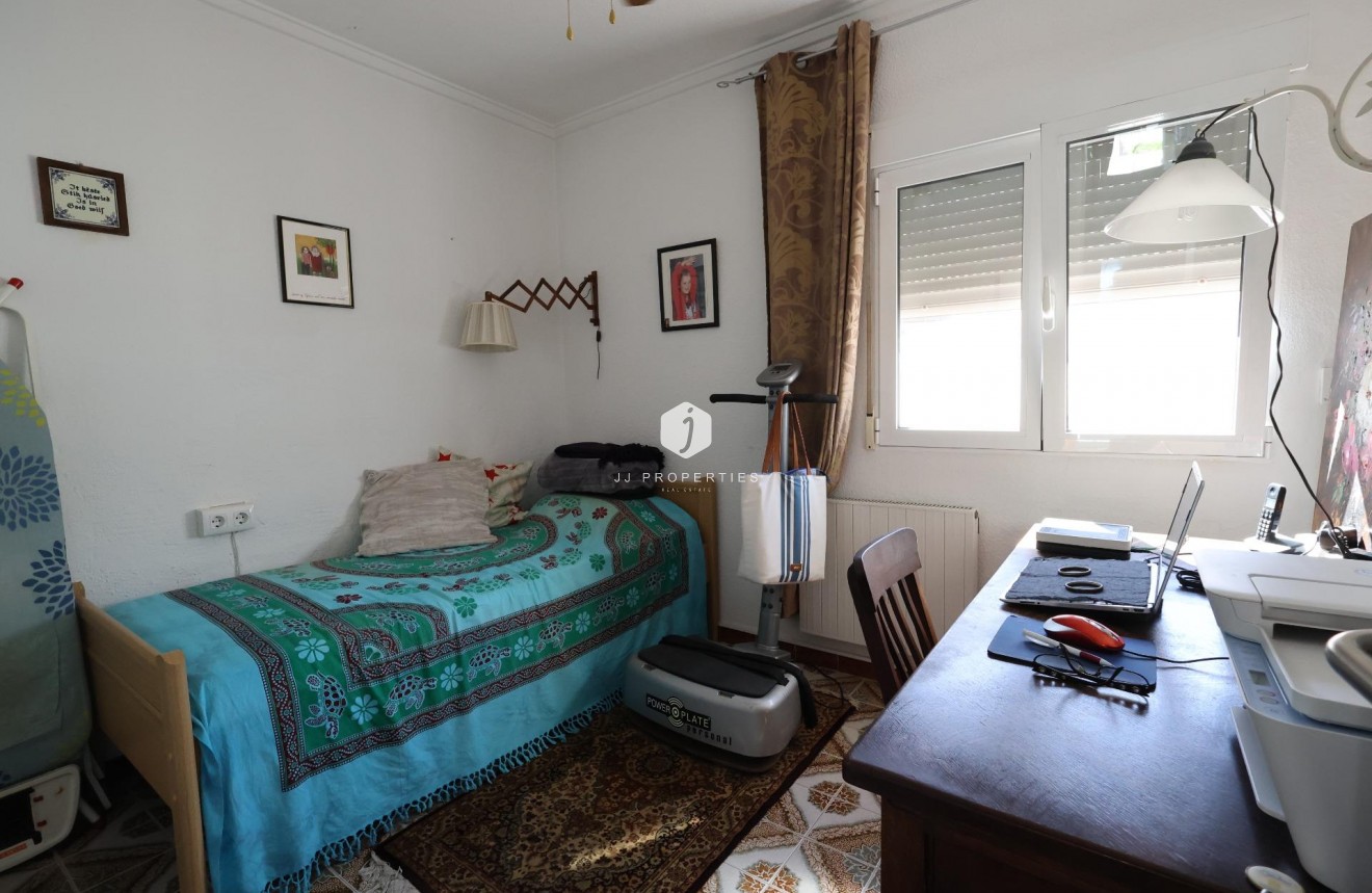 Tweedehands - Chalet -
Torrevieja - Costa Blanca