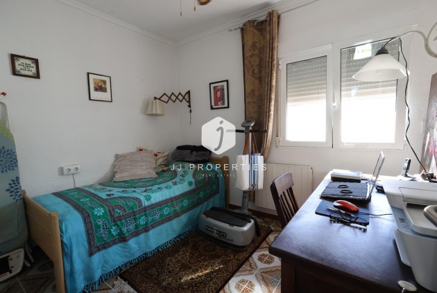 Tweedehands - Chalet -
Torrevieja - Costa Blanca