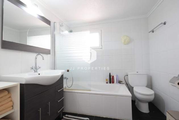 Tweedehands - Chalet -
Torrevieja - Costa Blanca