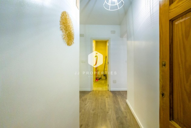 Resale - Apartment / flat -
Torrevieja