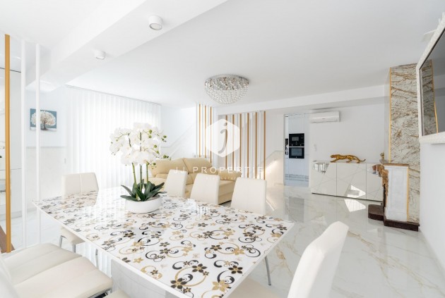 Tweedehands - Chalet -
Torrevieja - Punta prima