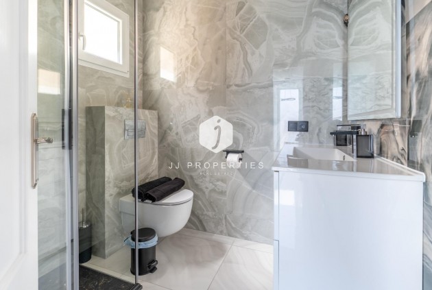 Tweedehands - Chalet -
Torrevieja - Punta prima