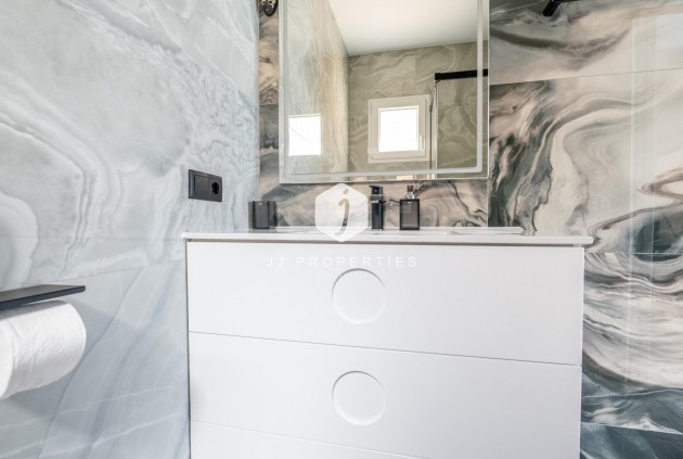 Tweedehands - Chalet -
Torrevieja - Punta prima