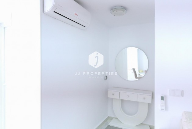 Tweedehands - Chalet -
Torrevieja - Punta prima