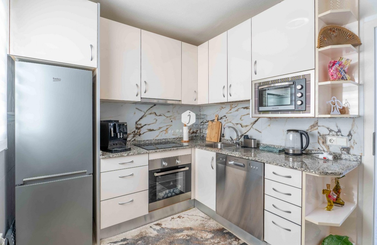 Tweedehands - Villa -
Orihuela Costa - Punta Prima