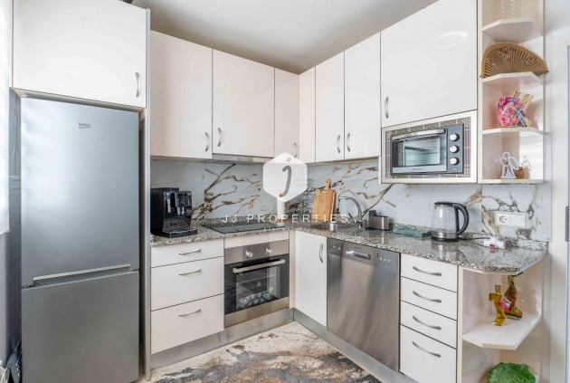 Tweedehands - Villa -
Orihuela Costa - Punta Prima