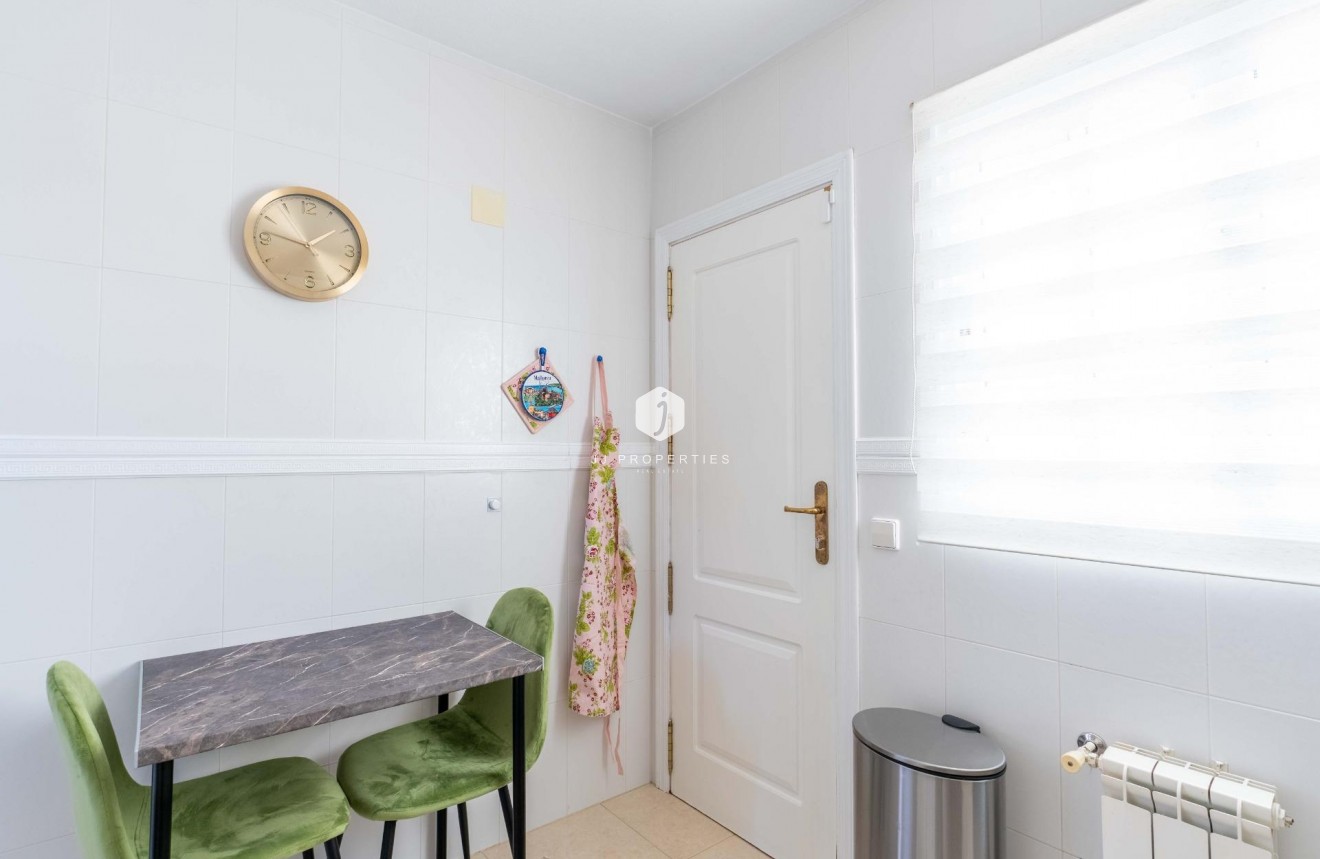 Tweedehands - Villa -
Orihuela Costa - Punta Prima