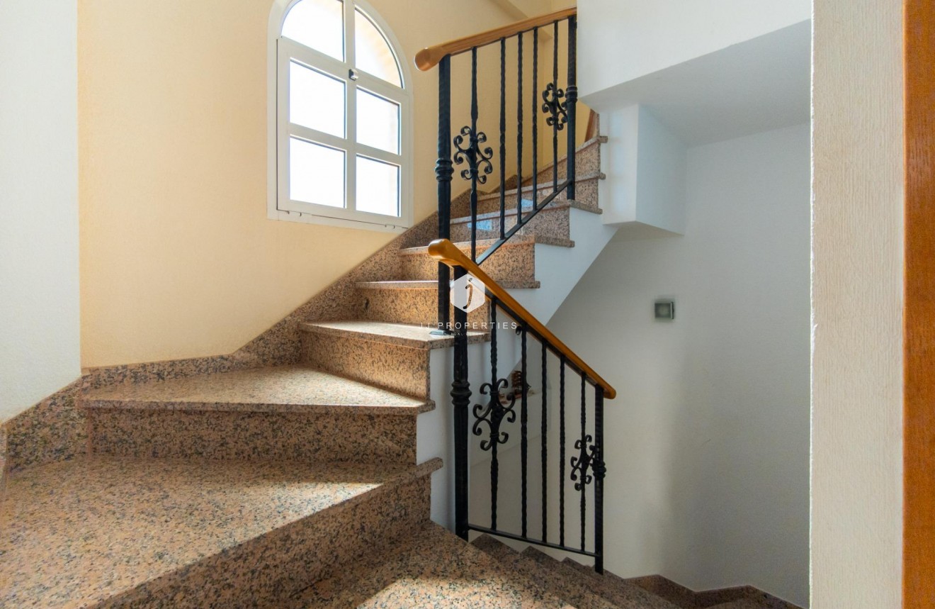 Tweedehands - Villa -
Torrevieja - La Mata