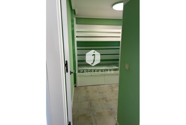 Tweedehands - Appartement / flat -
Torrevieja - Nueva Torrevieja
