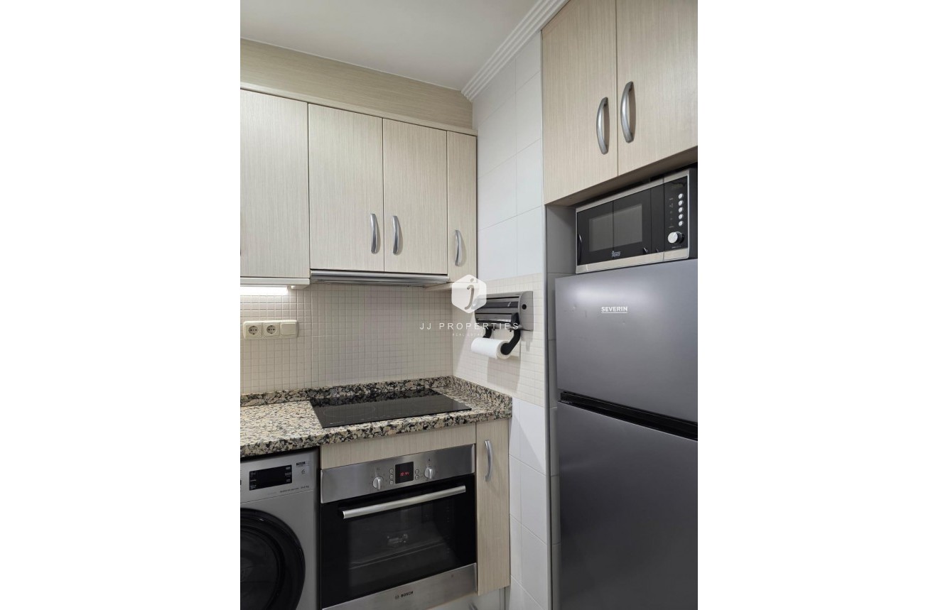 Tweedehands - Appartement / flat -
Torrevieja - Nueva Torrevieja