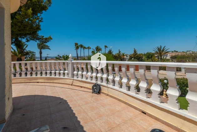 Tweedehands - Villa -
Torrevieja - El chaparral