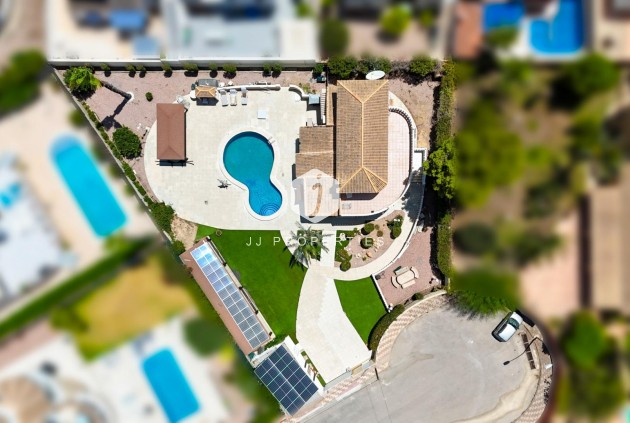 Tweedehands - Villa -
Torrevieja - El chaparral