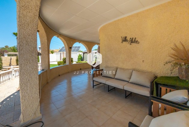 Tweedehands - Villa -
Torrevieja - El chaparral