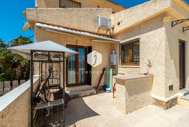 Tweedehands - Villa -
Torrevieja - El chaparral