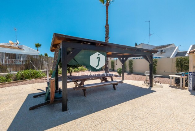 Tweedehands - Villa -
Torrevieja - El chaparral